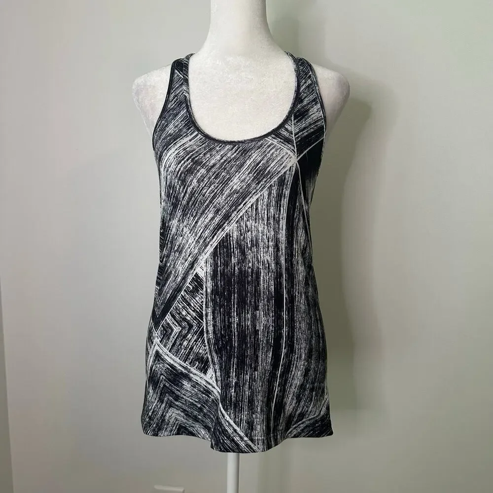 Lululemon black & white stripe pattern Cool racerback tank top